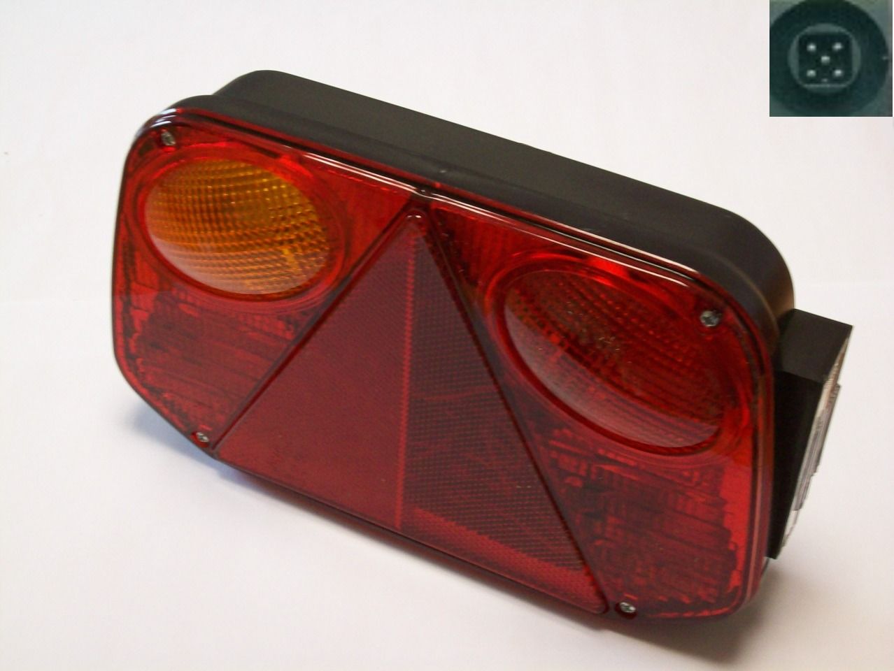 Feu Arrière Gauche RADEX 5001 - 4 Fonctions (cligno, Stop, Veilleuse, Antibrouillard) + éclaireur Plaque, 12V