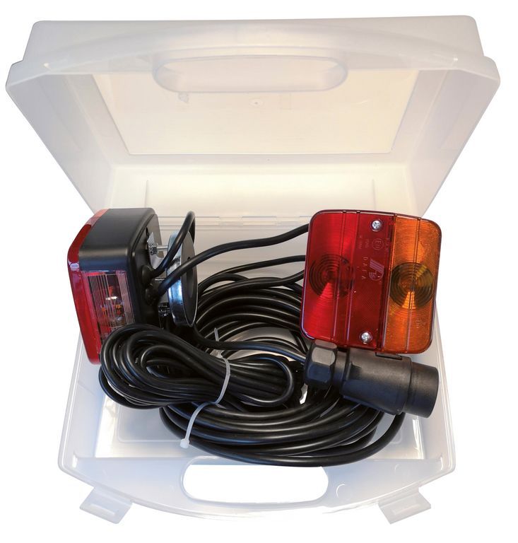 Eclairage arrière complet à Led pour remorque - 7.5 m - Support magnétique  et valisette - Accessoire Remorque