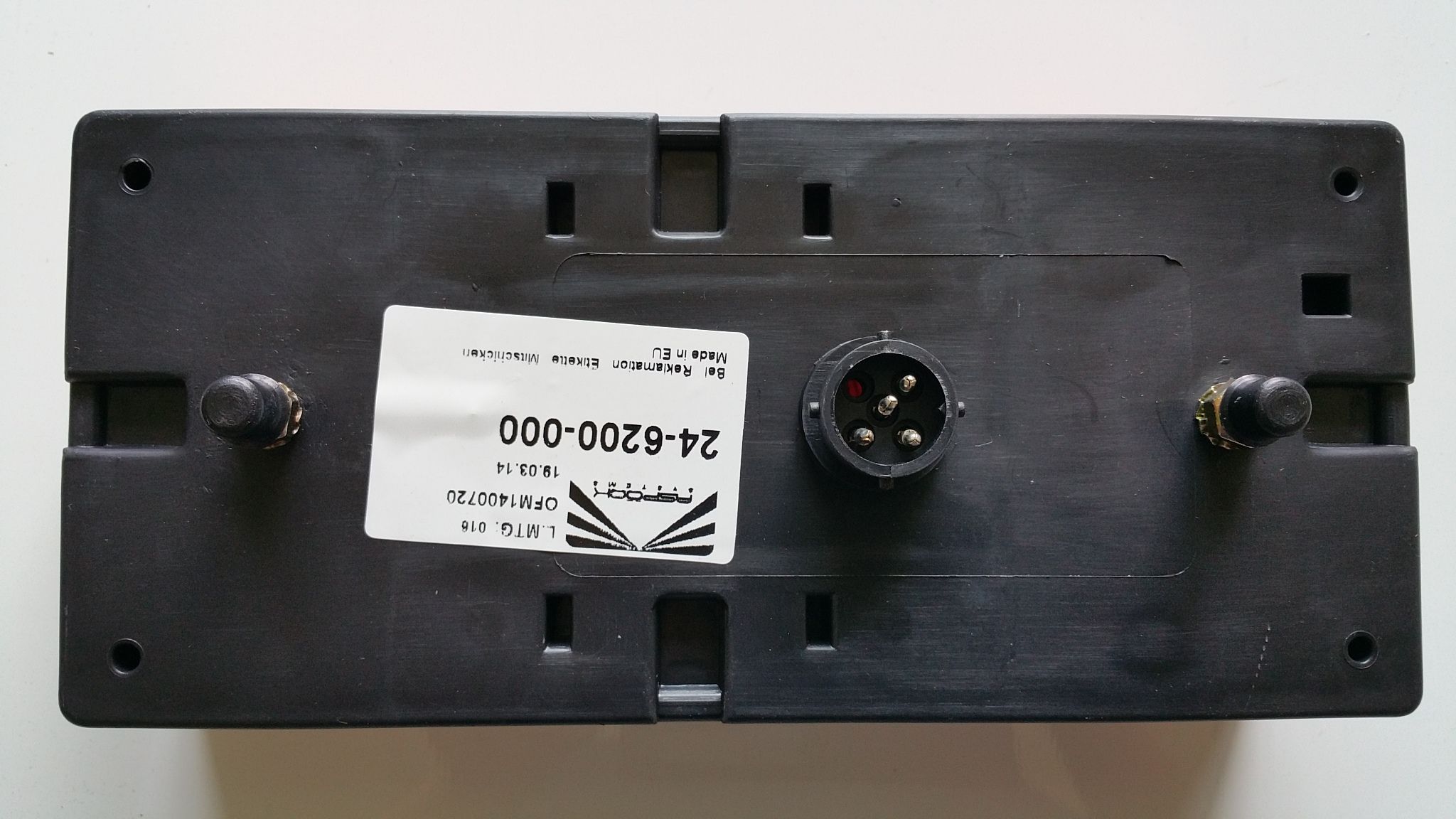 Feu Arrière LED Clignotant pour Remorques, Camions, Bateaux, étanche
